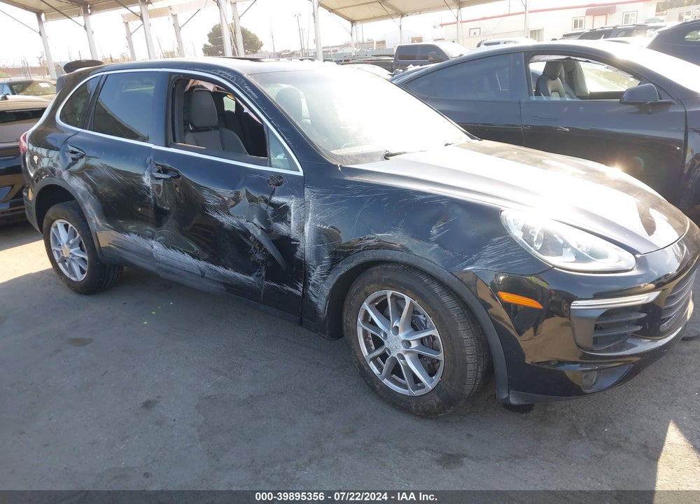 2015 PORSCHE CAYENNE DIESEL VIN: WP1AF2A29FLA30876