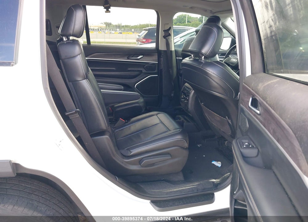 2021 JEEP GRAND CHEROKEE L LIMITED 4X4 VIN: 1C4RJKBG1M8105096