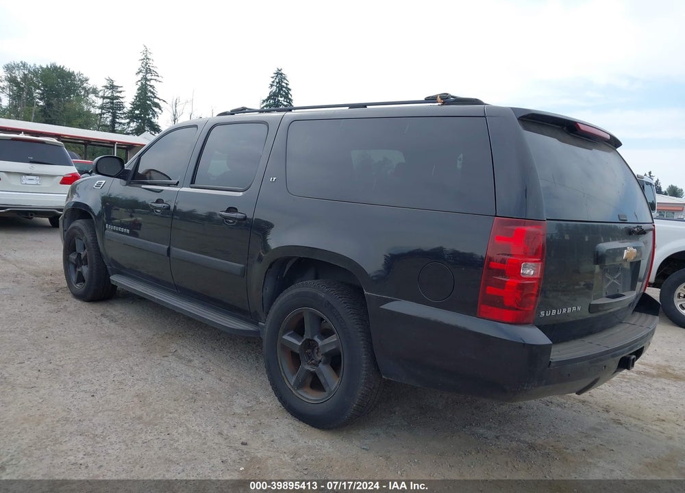 2007 CHEVROLET SUBURBAN 1500 LT VIN: 3GNFK16357G101687