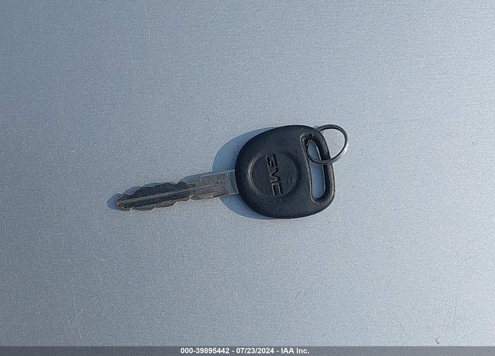 2005 GMC ENVOY SLE VIN: 1GKDT13S152191732