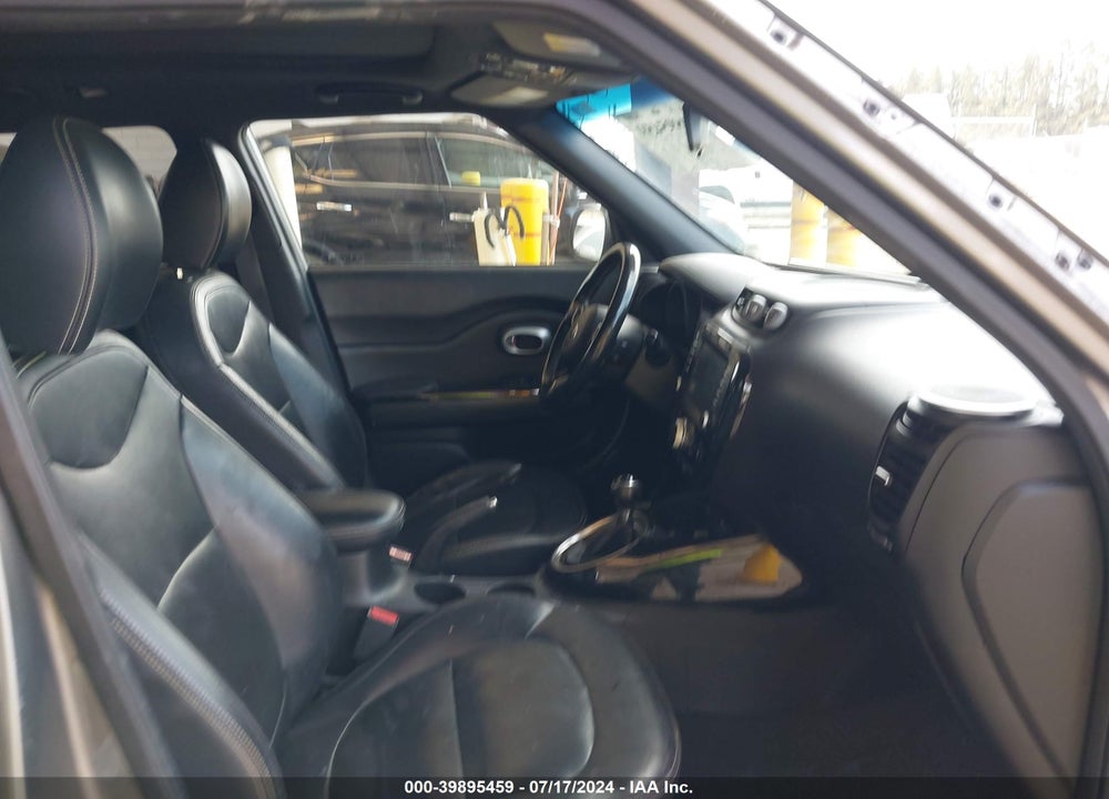 2015 KIA SOUL VIN: KNDJP3A52F7176950