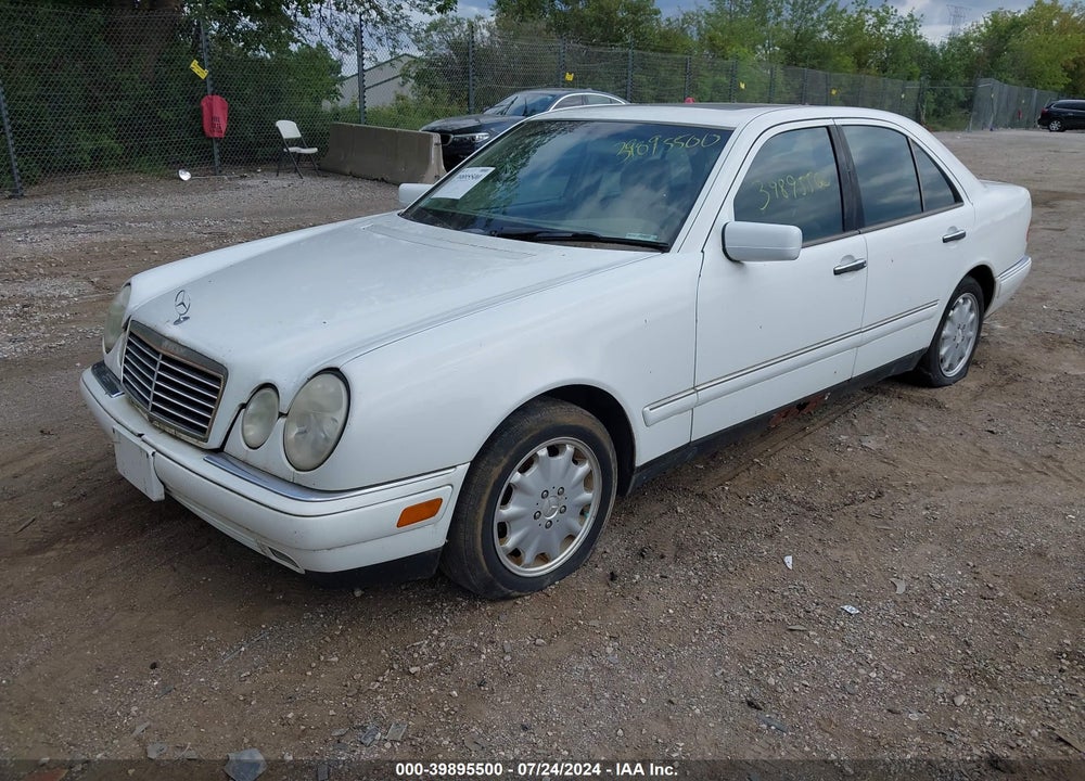 1999 MERCEDES-BENZ E 320 AWD VIN: WDBJF82H6XX015980