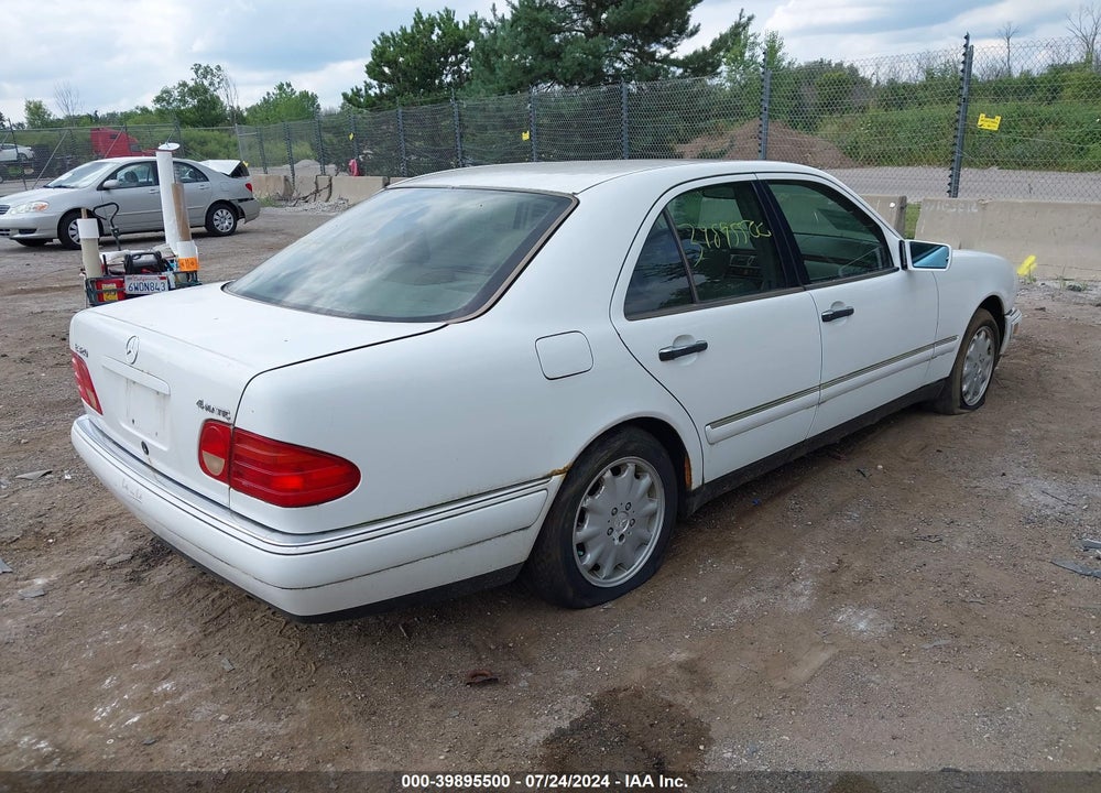 1999 MERCEDES-BENZ E 320 AWD VIN: WDBJF82H6XX015980
