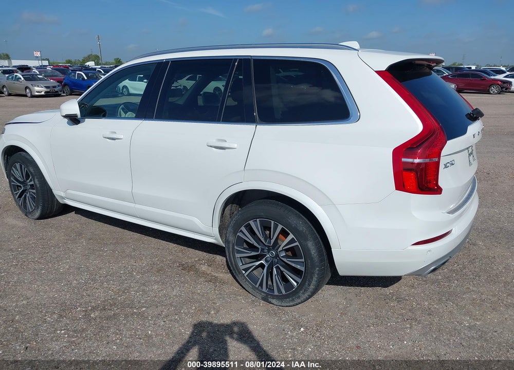 2021 VOLVO XC90 T6 MOMENTUM 7 PASSENGER VIN: YV4A22PK4M1771317