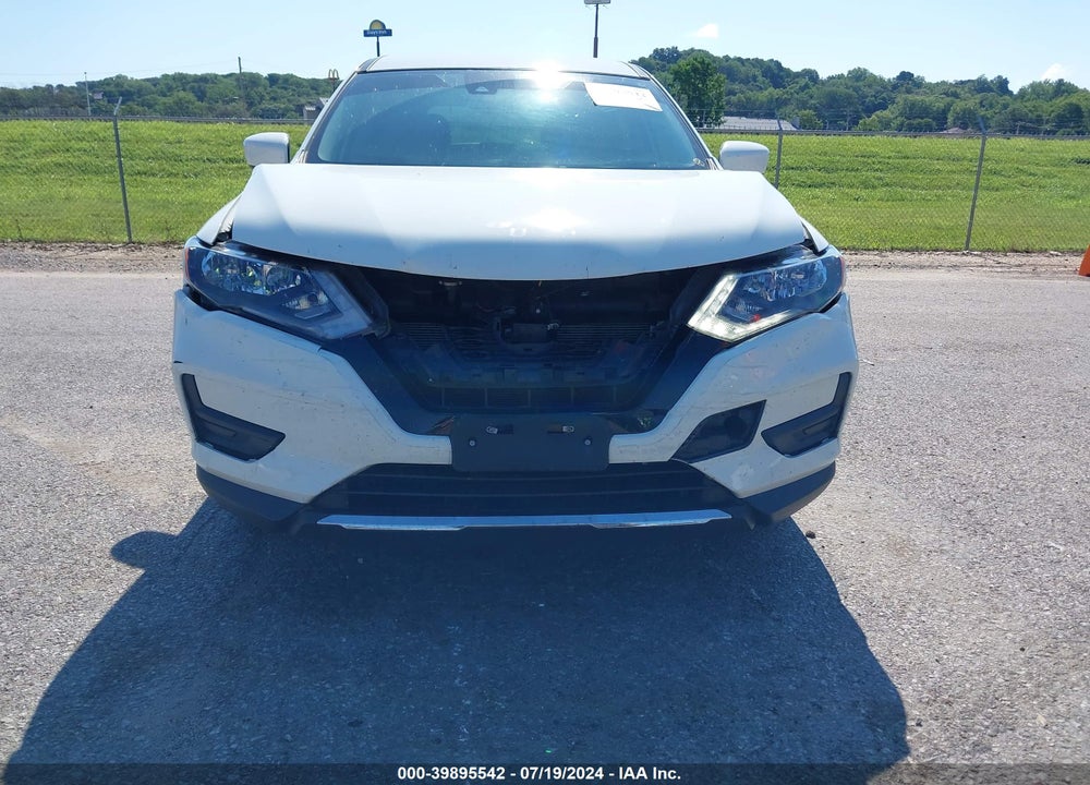 2019 NISSAN ROGUE S VIN: 5N1AT2MT5KC782563