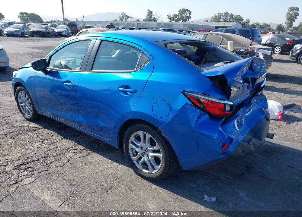 2016 SCION IA VIN: 3MYDLBZV9GY104832
