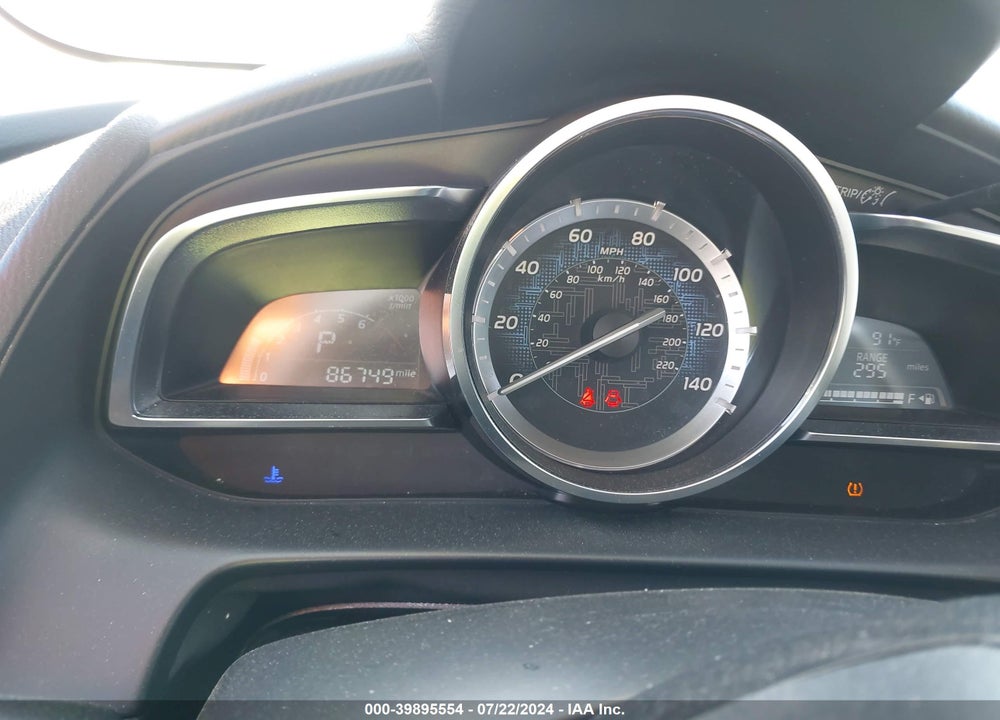 2016 SCION IA VIN: 3MYDLBZV9GY104832