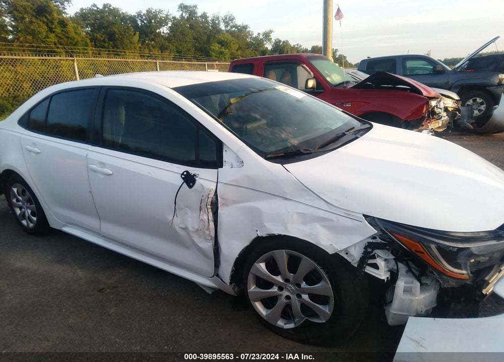 2021 TOYOTA COROLLA LE VIN: 5YFEPMAE1MP266545