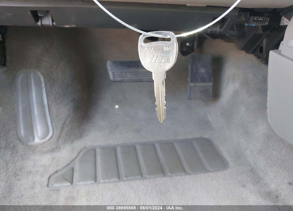 2005 CHEVROLET IMPALA VIN: 2G1WF52E859256178