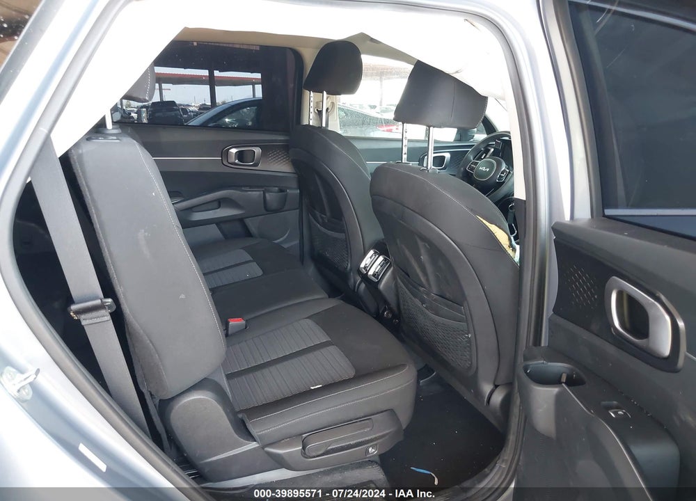 2022 KIA SORENTO LX VIN: 5XYRG4LC7NG113574