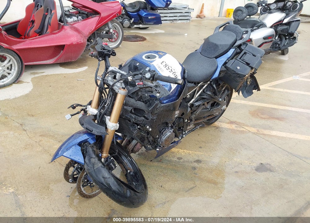 2022 SUZUKI GSX1000 GT/GT+ VIN: JS1EK12B9N7100627