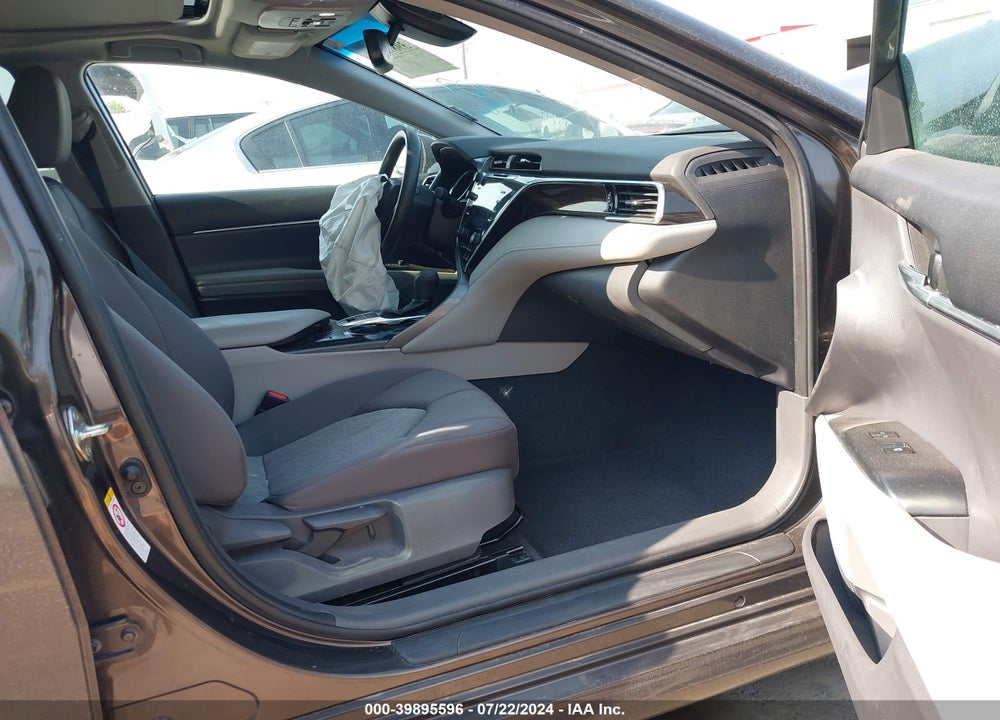 2018 TOYOTA CAMRY HYBRID LE VIN: 4T1B31HK4JU004232