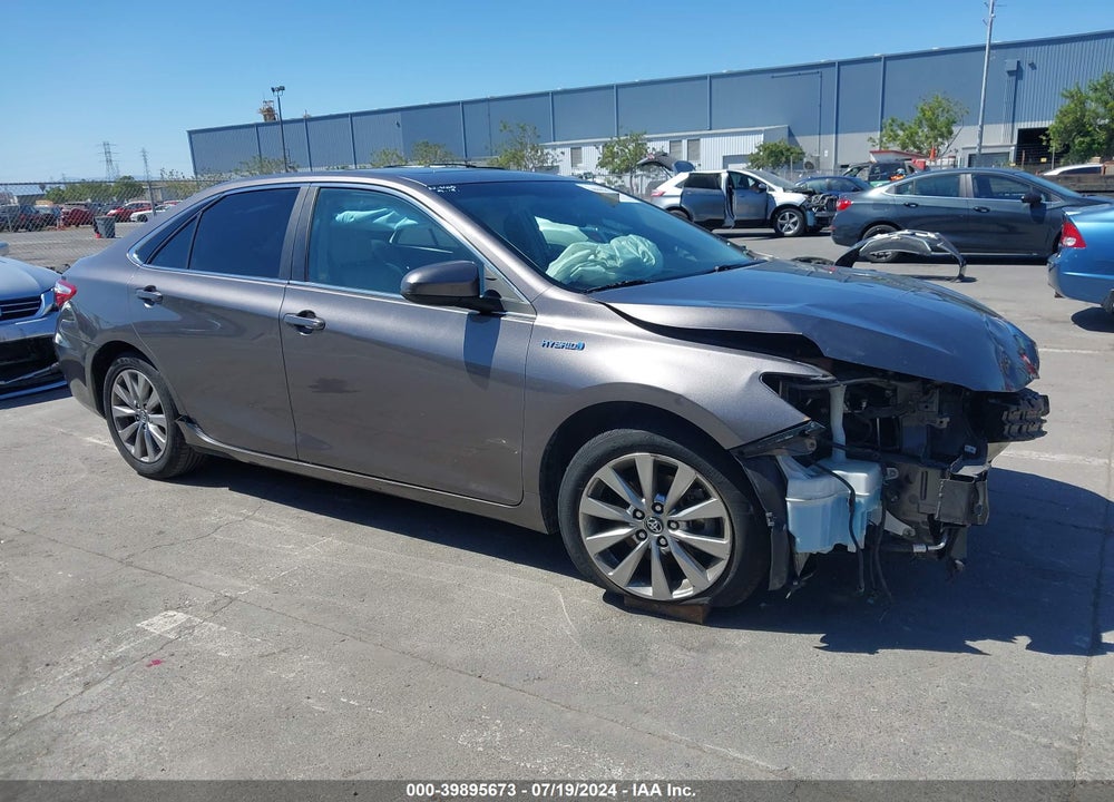 2017 TOYOTA CAMRY HYBRID XLE VIN: 4T1BD1FK1HU220131