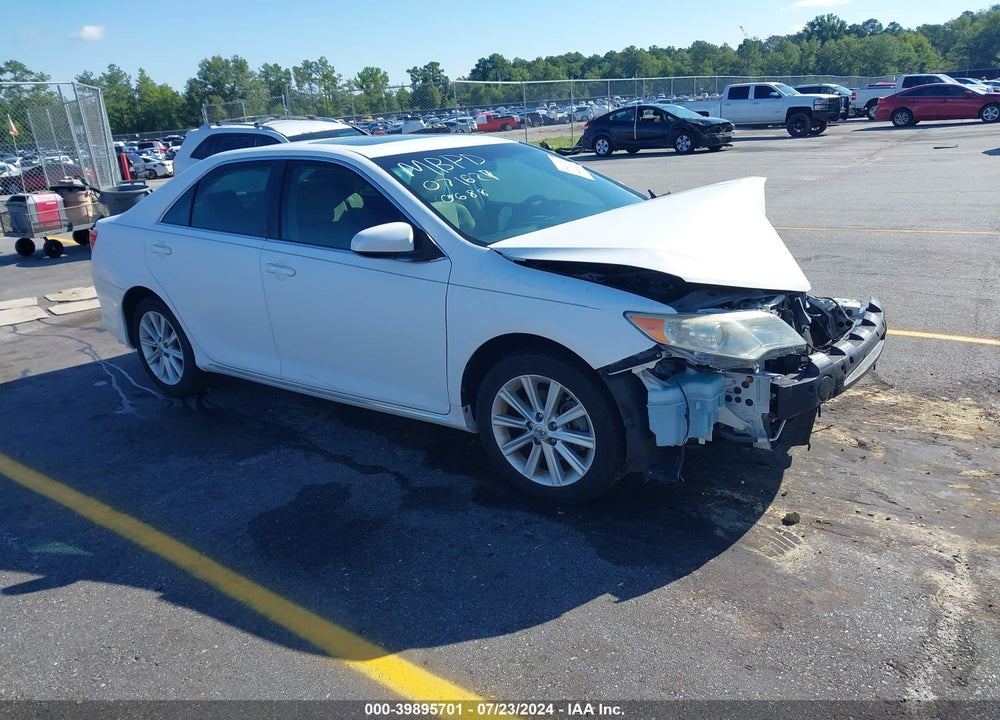 2014 TOYOTA CAMRY XLE VIN: 4T1BF1FK6EU730688