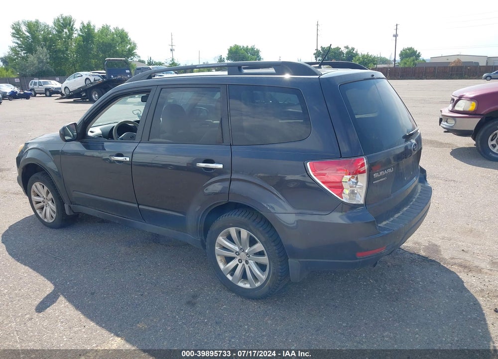 2011 SUBARU FORESTER 2.5X PREMIUM VIN: JF2SHADC0BH724269