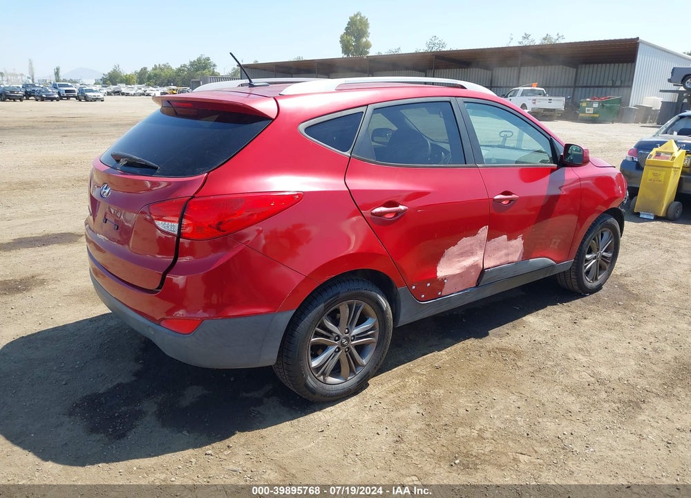 2014 HYUNDAI TUCSON SE VIN: KM8JU3AG8EU899126