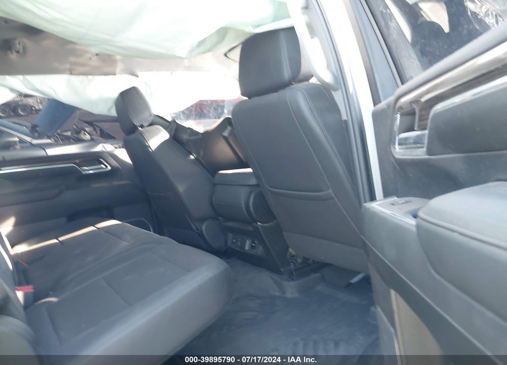 2024 CHEVROLET SILVERADO 2500HD LT VIN: 2GC4YNEY1R1139223