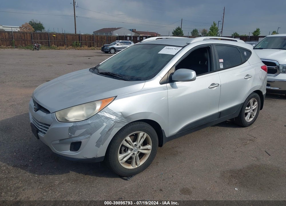 2011 HYUNDAI TUCSON GLS VIN: KM8JUCAC8BU158953
