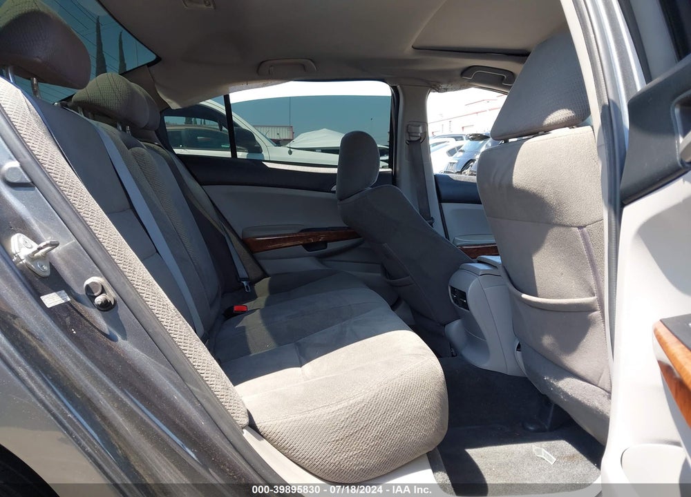 2012 HONDA ACCORD 2.4 EX VIN: 1HGCP2F70CA053404