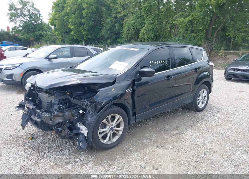 2017 FORD ESCAPE SE VIN: 1FMCU0GD3HUE22516