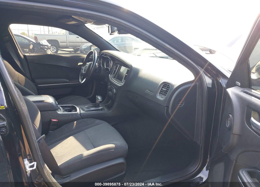 2016 DODGE CHARGER SXT VIN: 2C3CDXHGXGH215732