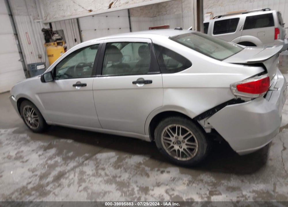 2010 FORD FOCUS SE VIN: 1FAHP3FN5AW237560