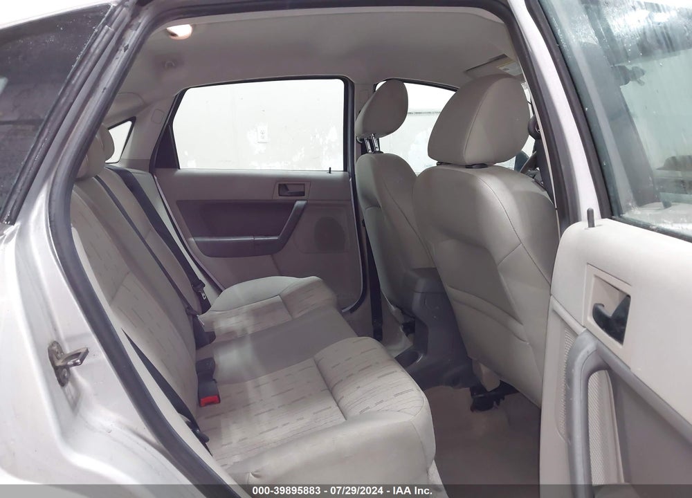 2010 FORD FOCUS SE VIN: 1FAHP3FN5AW237560