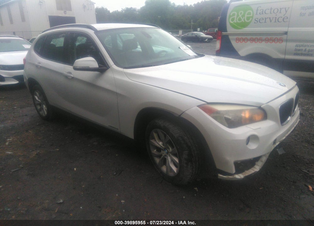 2013 BMW X1 XDRIVE28I VIN: WBAVL1C52DVR81884