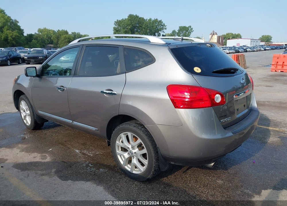 2013 NISSAN ROGUE SV W/SL PKG VIN: JN8AS5MV6DW136805