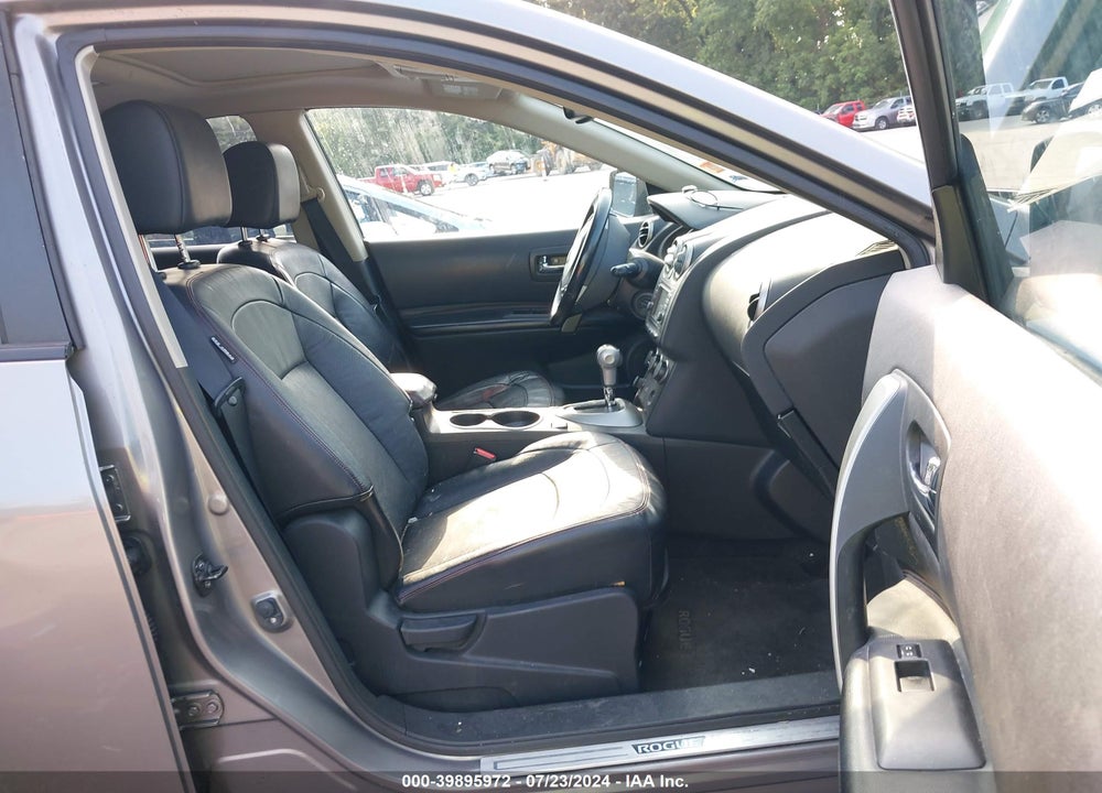 2013 NISSAN ROGUE SV W/SL PKG VIN: JN8AS5MV6DW136805