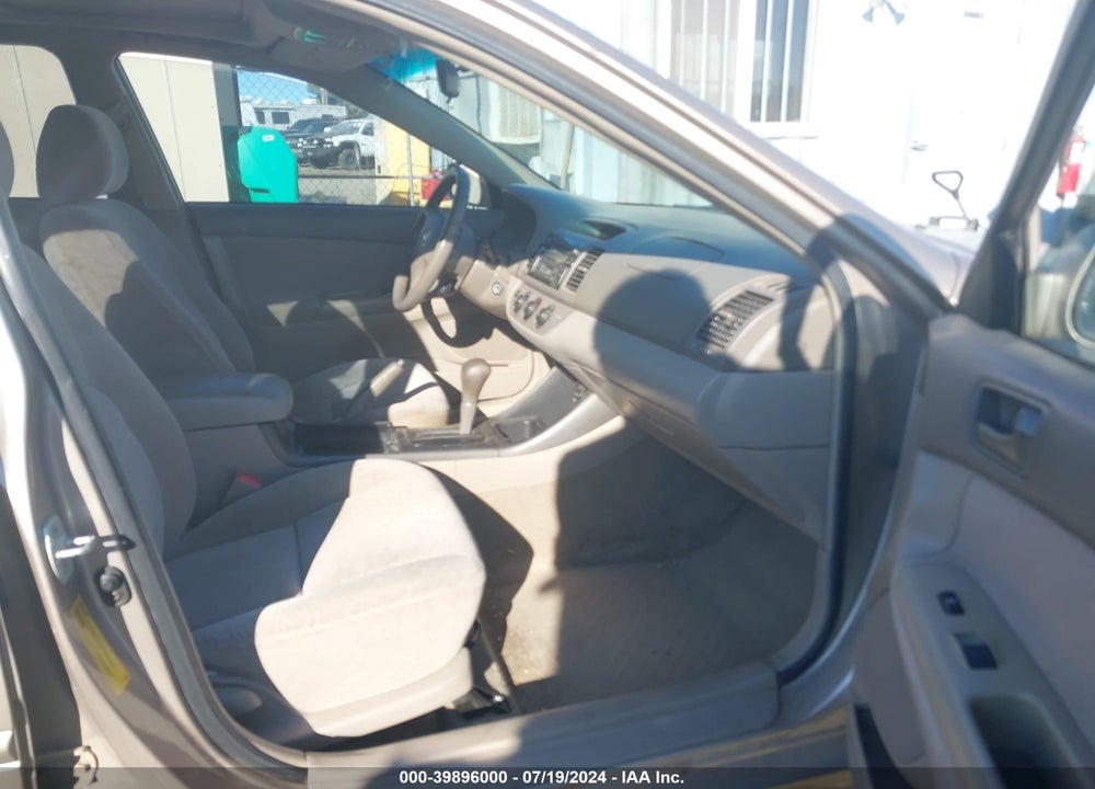2002 TOYOTA CAMRY LE V6 VIN: 4T1BF30K72U029741