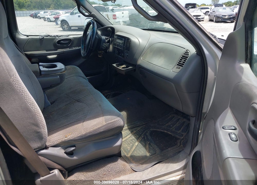 2000 FORD F-150 LARIAT/WORK SERIES/XL/XLT VIN: 1FTRX18L5YNA98674