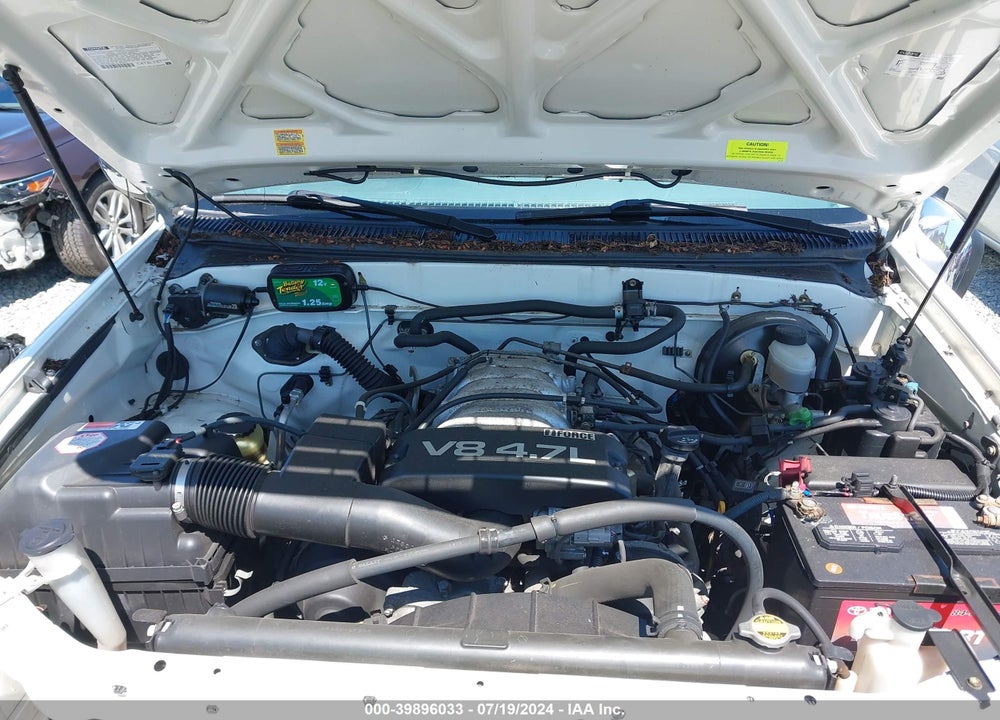 2001 TOYOTA TUNDRA SR5 V8 VIN: 5TBBT441X1S164924