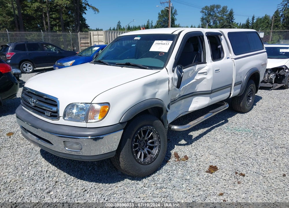 2001 TOYOTA TUNDRA SR5 V8 VIN: 5TBBT441X1S164924