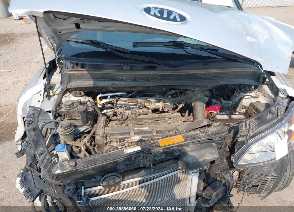 2011 KIA SOUL VIN: KNDJT2A26B7315015