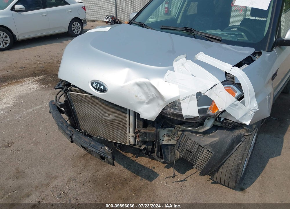 2011 KIA SOUL VIN: KNDJT2A26B7315015