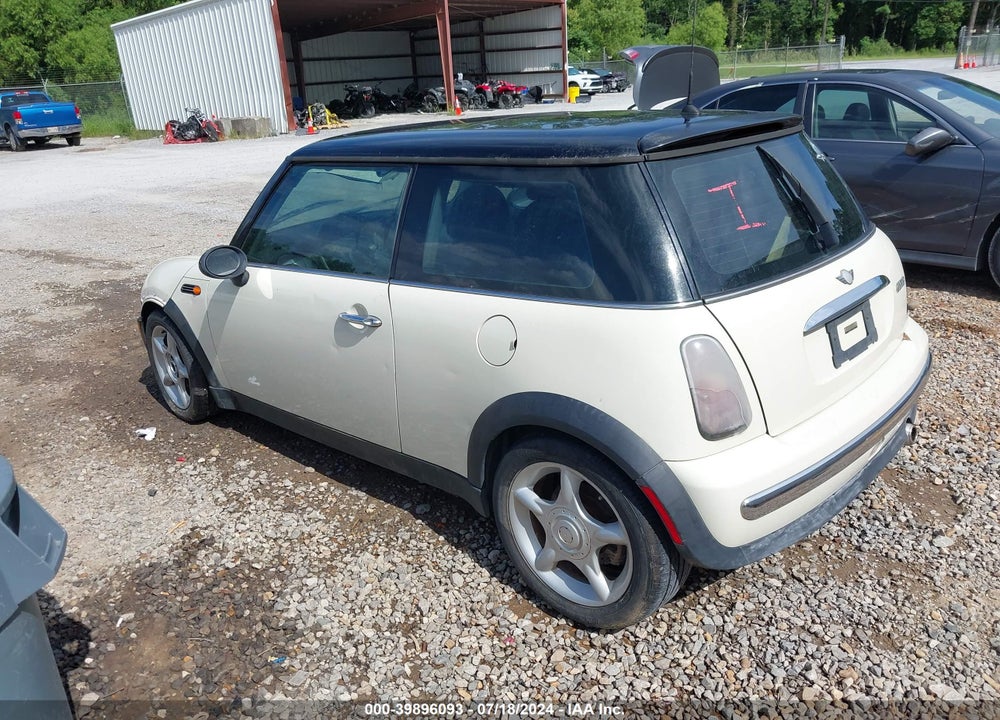 2004 MINI COOPER VIN: WMWRC33494TJ61818