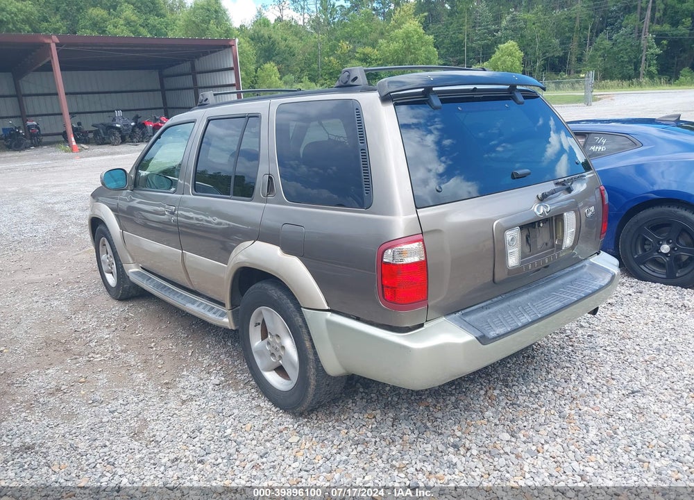 2001 INFINITI QX4 LUXURY VIN: JNRDR09Y21W218472