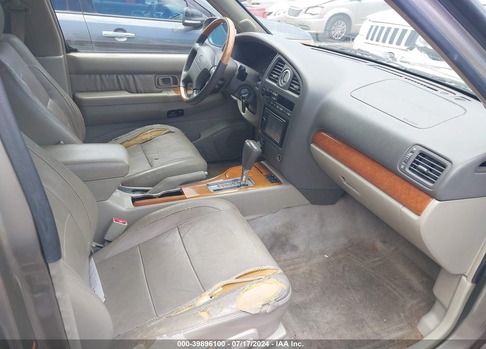 2001 INFINITI QX4 LUXURY VIN: JNRDR09Y21W218472