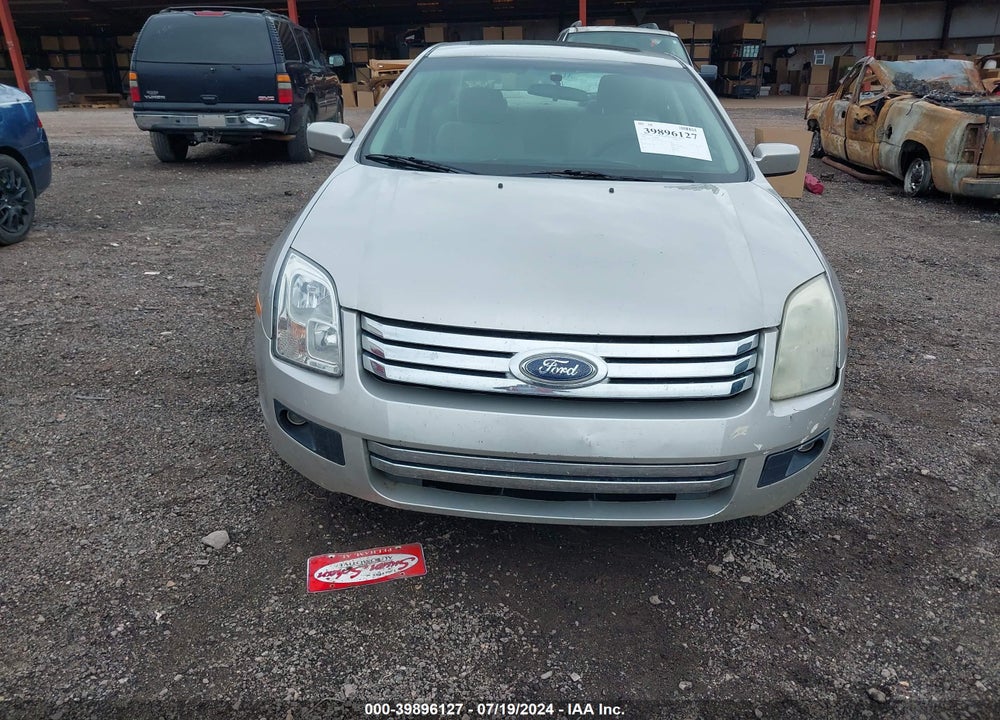 2008 FORD FUSION SE VIN: 3FAHP07Z48R153081