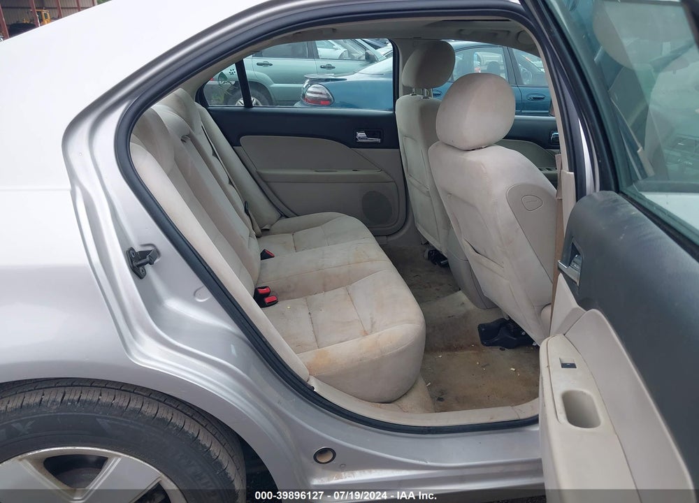 2008 FORD FUSION SE VIN: 3FAHP07Z48R153081