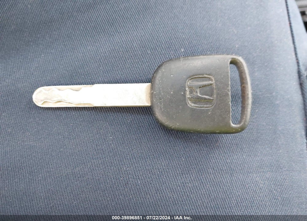2003 HONDA PILOT EX-L VIN: 2HKYF18523H505777