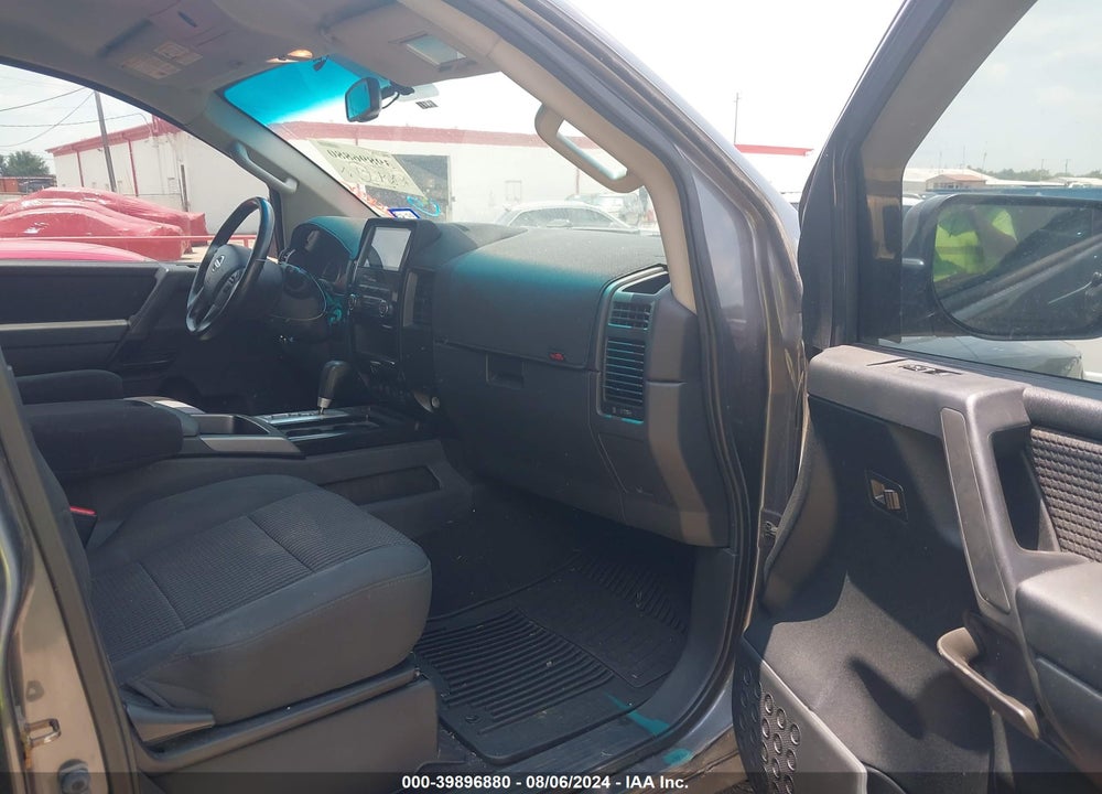2013 NISSAN TITAN SV VIN: 1N6BA0ED0DN309524