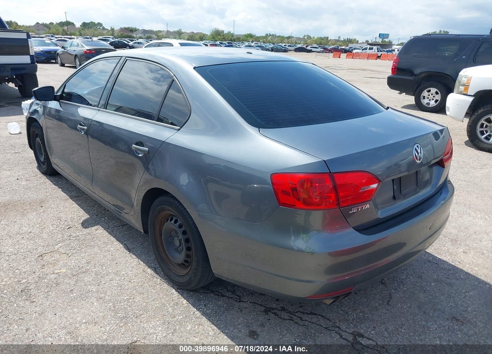 2012 VOLKSWAGEN JETTA 2.0L S VIN: 3VW2K7AJ6CM418953