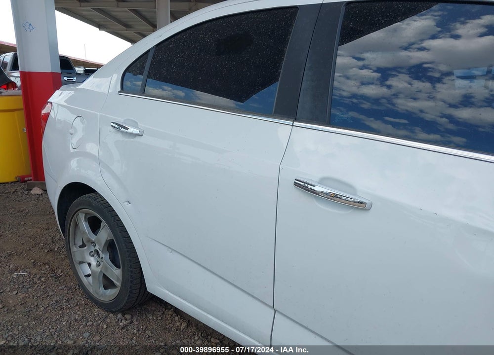 2015 CHEVROLET SONIC LTZ AUTO VIN: 1G1JE5SB2F4118921