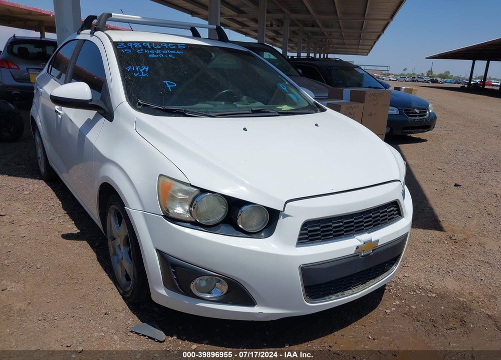 2015 CHEVROLET SONIC LTZ AUTO VIN: 1G1JE5SB2F4118921