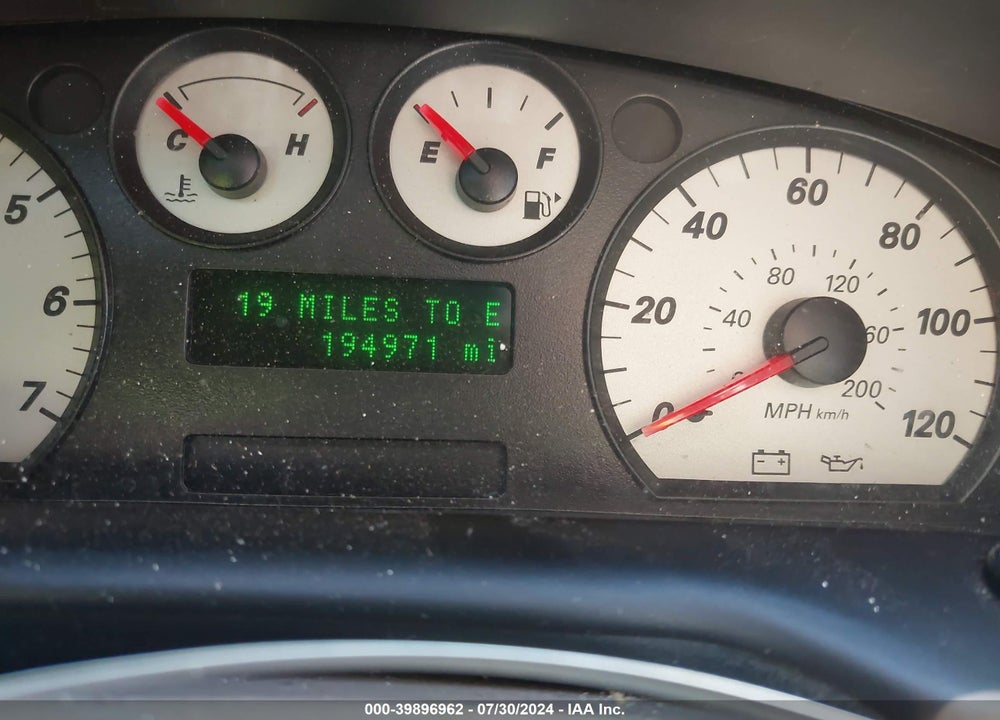 2005 FORD TAURUS SEL VIN: 1FAHP56S05A141629