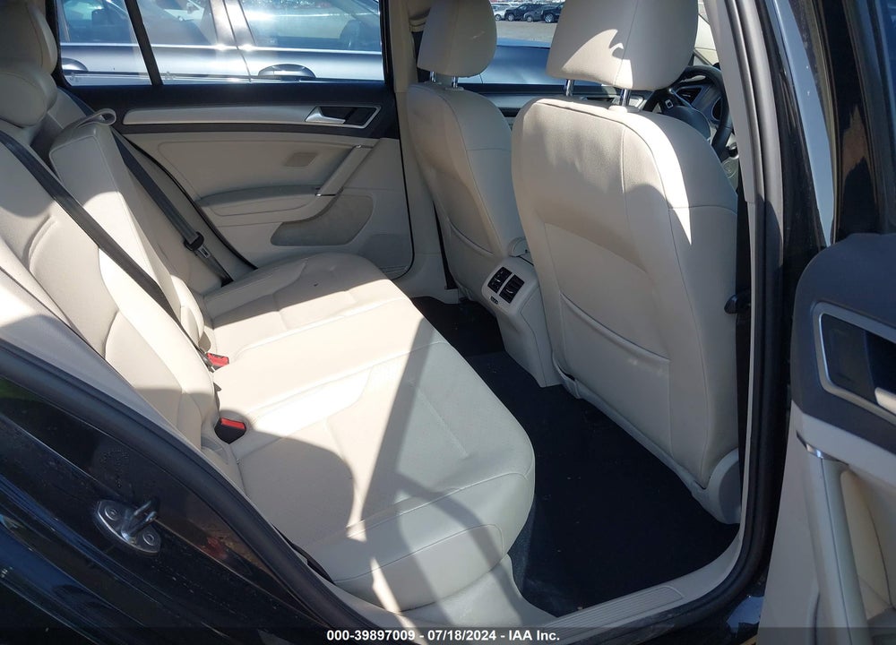 2017 VOLKSWAGEN GOLF SPORTWAGEN TSI S/TSI SE/TSI SEL VIN: 3VWC17AU5HM529132