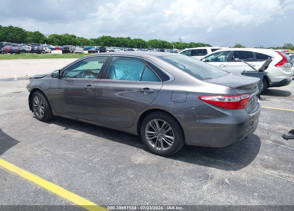 2016 TOYOTA CAMRY SE VIN: 4T1BF1FK8GU601807