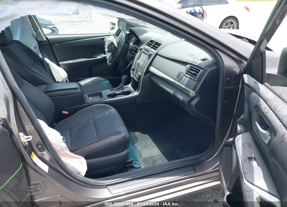 2016 TOYOTA CAMRY SE VIN: 4T1BF1FK8GU601807
